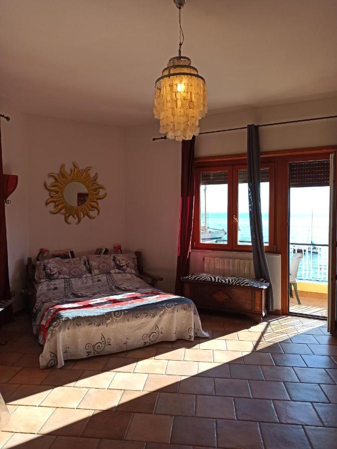 포르투산투스테파노 Ampio Monolocale Con Balcone Fronte Mare 빌라 외부 사진